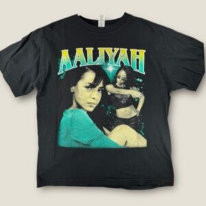 Aaliyah Women's Black Graphic Tee